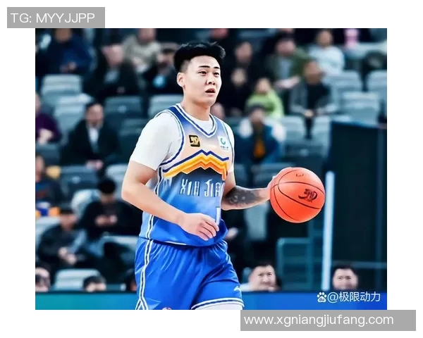 CBA总决赛第四场精彩对决北京队与新疆队争夺冠军荣耀